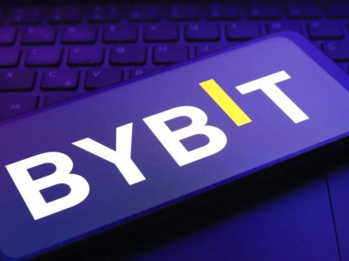 被盗后「以太币储备」一度暴跌 86%！Bybit 不到 3 天神速「补足资金缺口」