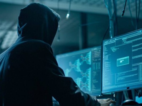 入侵 SEC 官方 X 帐号、假传圣旨「核准比特币 ETF」！美 25 岁骇客坦承犯行