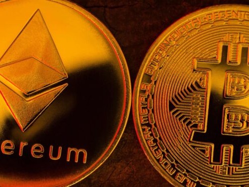 资金大转弯！以太币 ETF 本月狂吸 3.93 亿美元，投资人弃守比特币 ETF